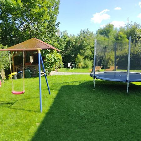 Wisniowy Sad Apartment Kudowa Zdroj Luaran gambar