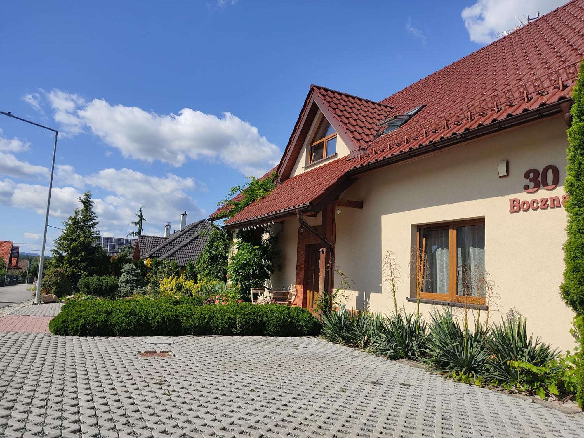 Wisniowy Sad Apartment Kudowa Zdroj Luaran gambar