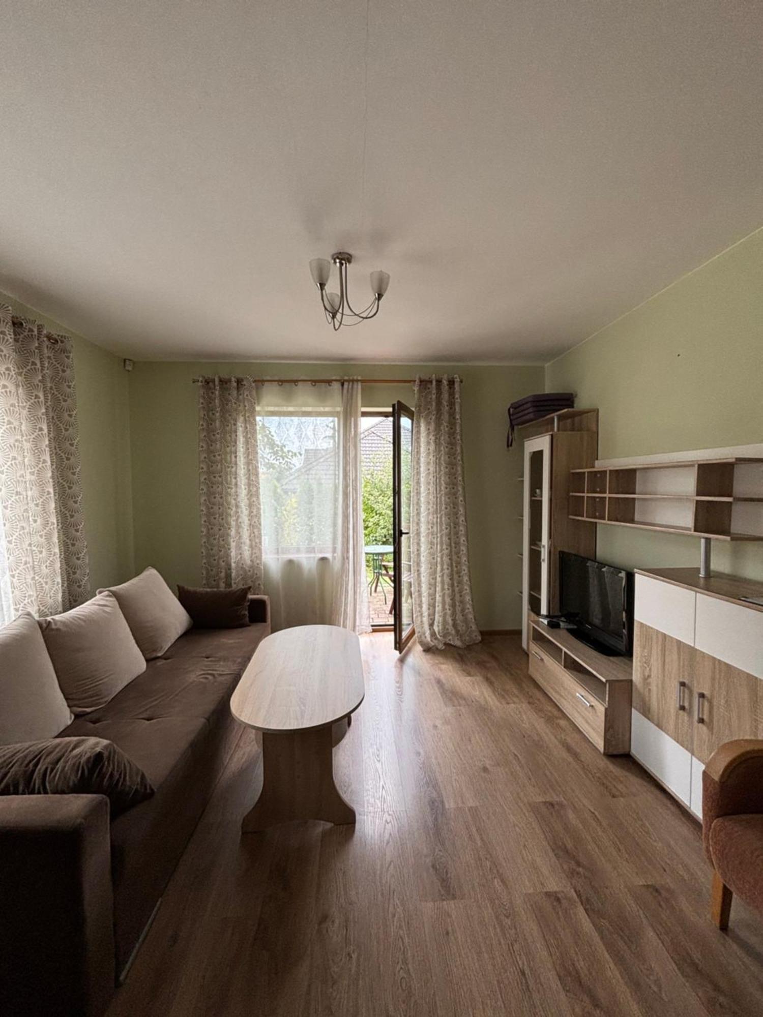 Wisniowy Sad Apartment Kudowa Zdroj Luaran gambar